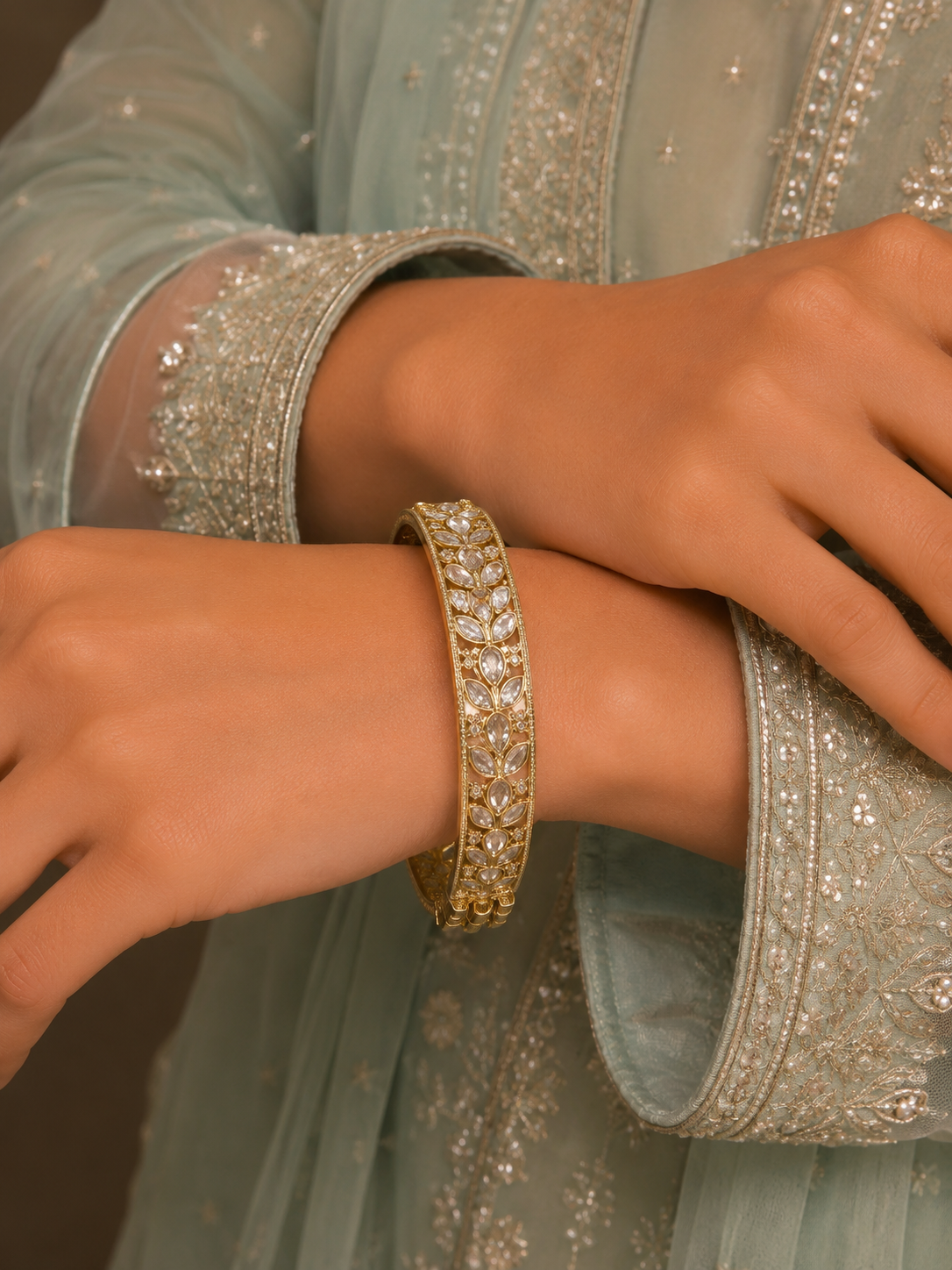 ZEVAR GALLERY Golden Vine Kundan Bangle