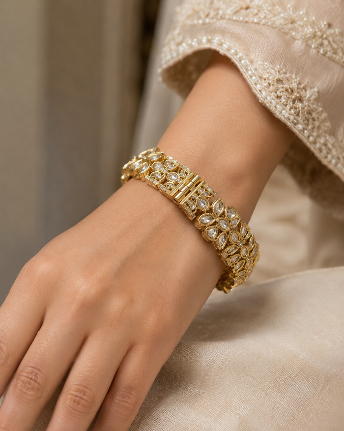 ZEVAR GALLERY Royal Bloom Kundan Bracelet